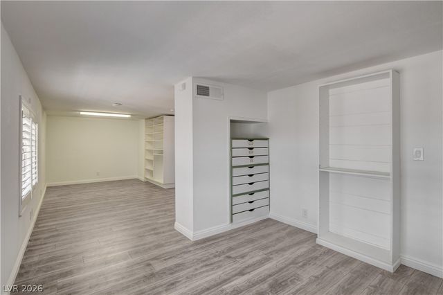 3770 Meadowcrest Drive, Las Vegas, NV 89121