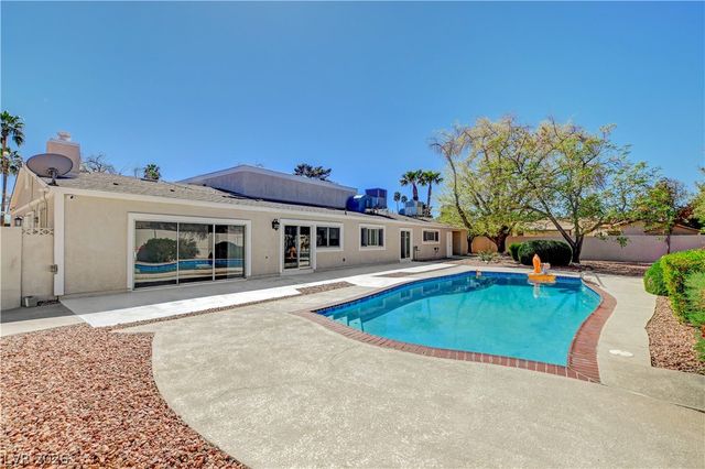 3770 Meadowcrest Drive, Las Vegas, NV 89121