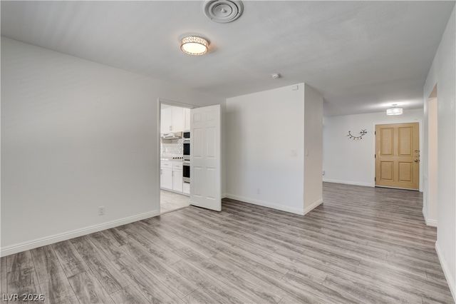 3770 Meadowcrest Drive, Las Vegas, NV 89121