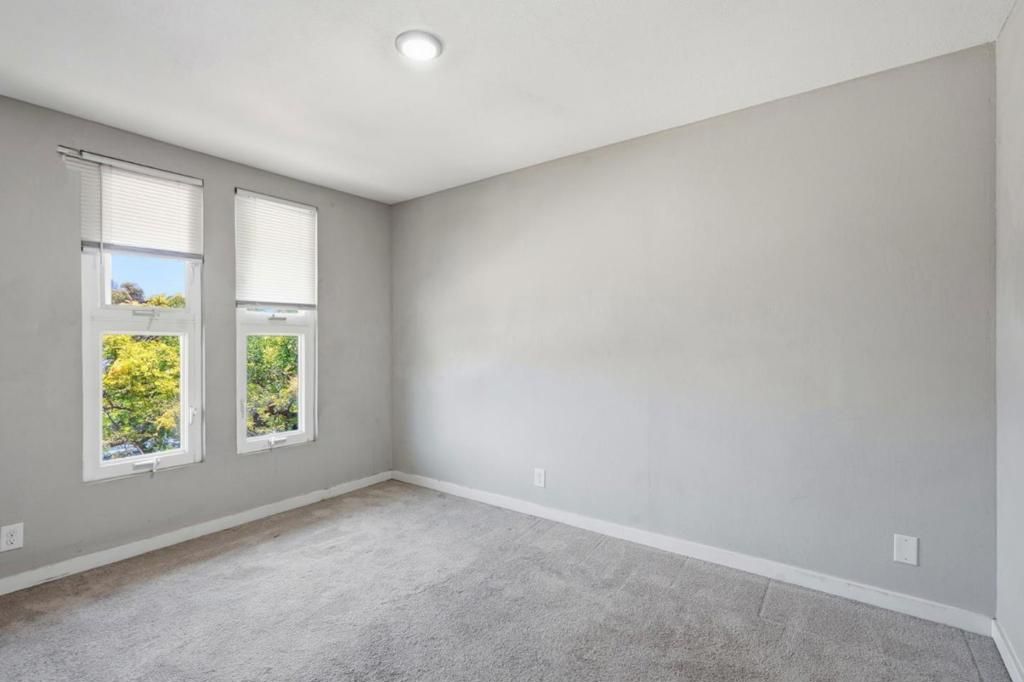Image 7 of property listing at 1806 Chinquapin Court C, Concord, CA 94519