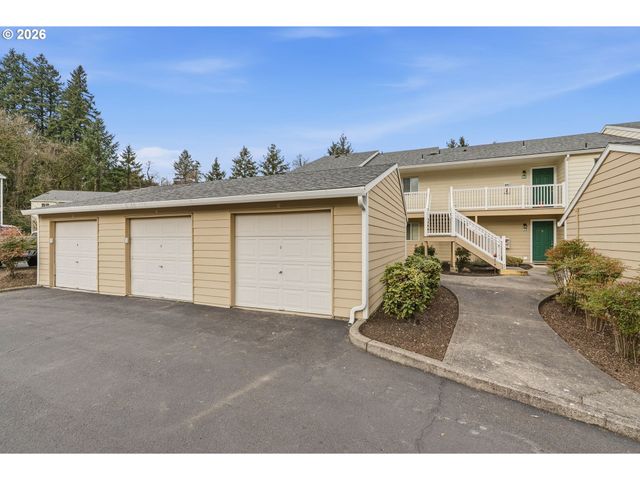 13216 Ne SALMON CREEK Ave B3, Vancouver, WA 98686