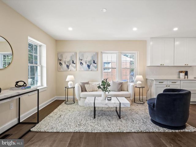 3413 WOODS AVE, Alexandria, VA 22302