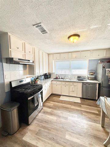 521 Cypress Avenue, Crosby, TX 77532