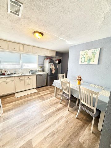 521 Cypress Avenue, Crosby, TX 77532