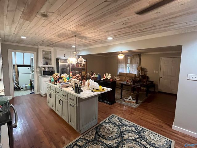1035 Portwood Drive, Albertville, AL 35951