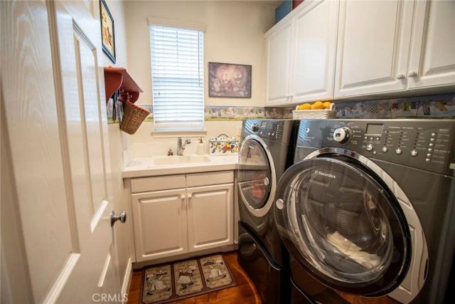 27016 Island, Valencia, CA 91355