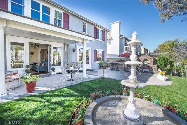 27016 Island, Valencia, CA 91355