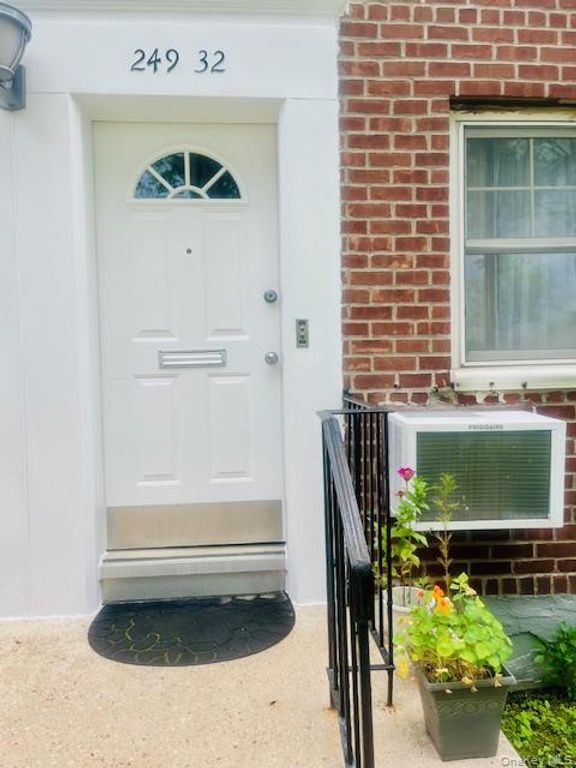 249-32 63rd Avenue 41227, Little Neck, NY 11362 — exterior
