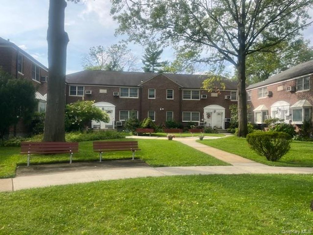 249-32 63rd Avenue 41227, Little Neck, NY 11362 — photo 3