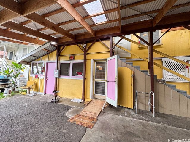 82 Hoku Street D, Hilo, HI 96720