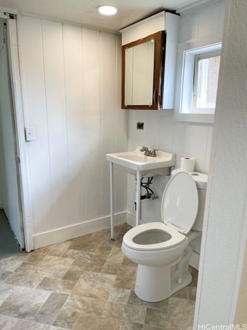 82 Hoku Street D, Hilo, HI 96720