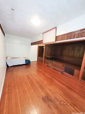 82 Hoku Street D, Hilo, HI 96720