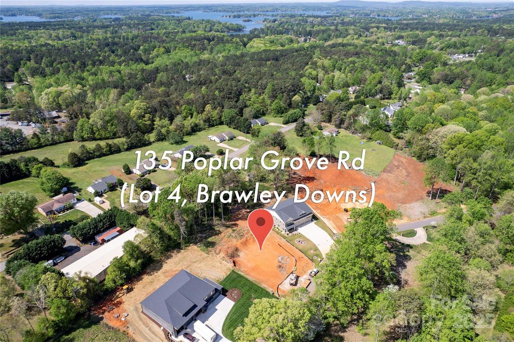 135 Poplar Grove Road 4, Mooresville, NC 28117