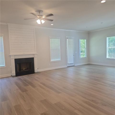 887 Bessie Court, Loganville, GA 30052