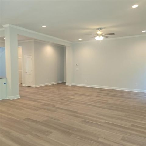 887 Bessie Court, Loganville, GA 30052