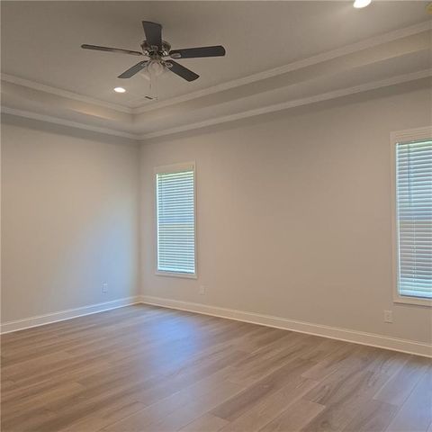 887 Bessie Court, Loganville, GA 30052