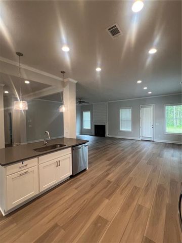 887 Bessie Court, Loganville, GA 30052