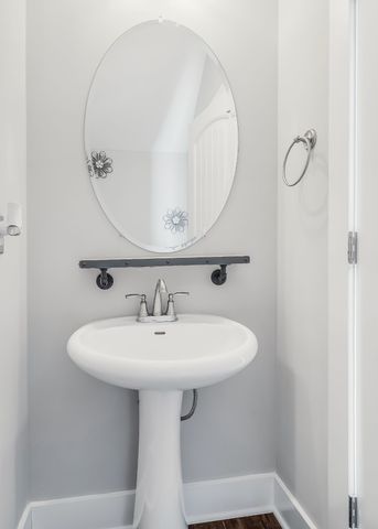 158 Briarwood Ln, Smithville, TN 37166