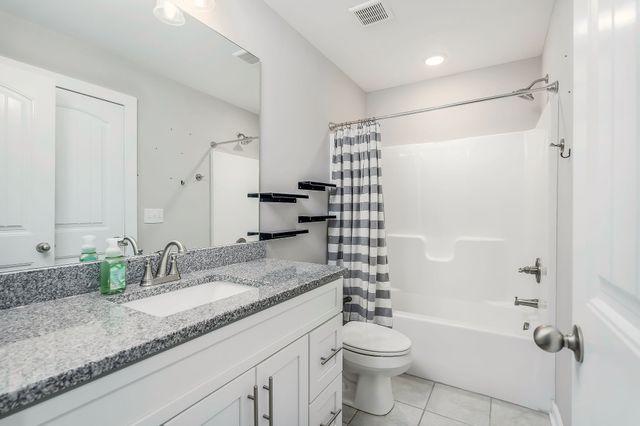 158 Briarwood Ln, Smithville, TN 37166