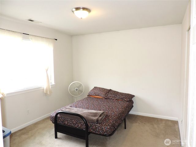 11426 15th Avenue SW, Seattle, WA 98146