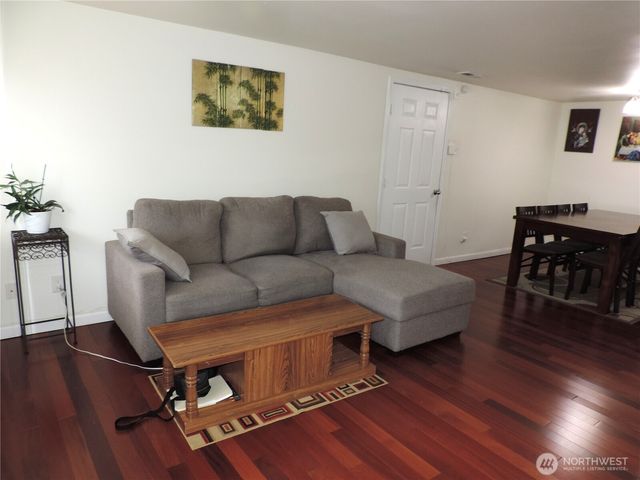 11426 15th Avenue SW, Seattle, WA 98146