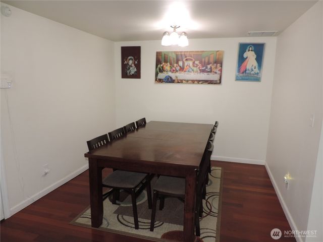 11426 15th Avenue SW, Seattle, WA 98146