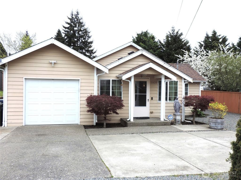 11426 15th Avenue SW, Seattle, WA 98146