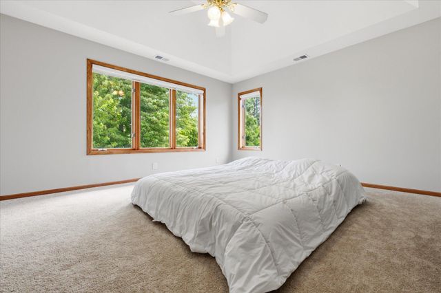 5900 Otter Ridge Circle, White Bear Lake, MN 55110