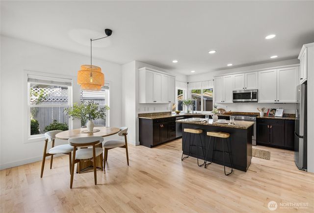 6304 109th Street NW, Gig Harbor, WA 98332