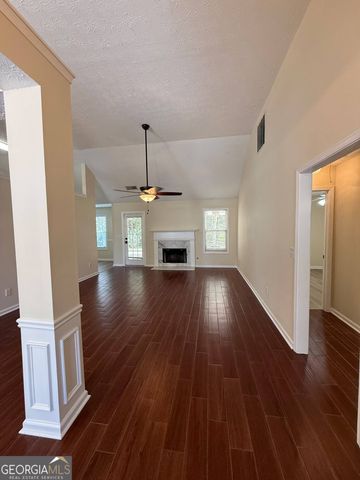 2214 Oakland Farm Drive, Lawrenceville, GA 30044