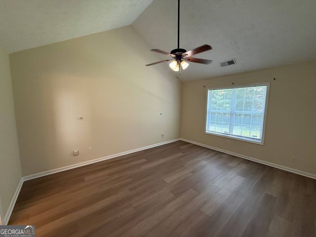 2214 Oakland Farm Drive, Lawrenceville, GA 30044