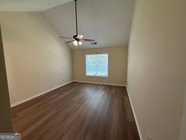 2214 Oakland Farm Drive, Lawrenceville, GA 30044