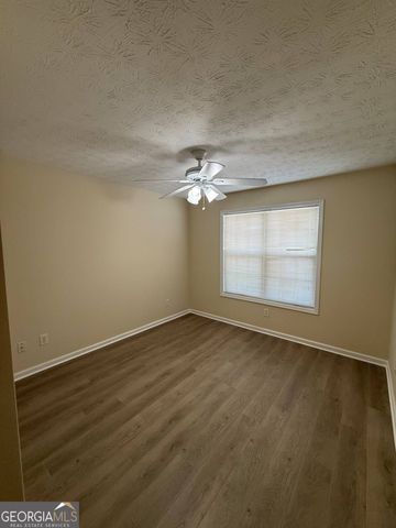 2214 Oakland Farm Drive, Lawrenceville, GA 30044