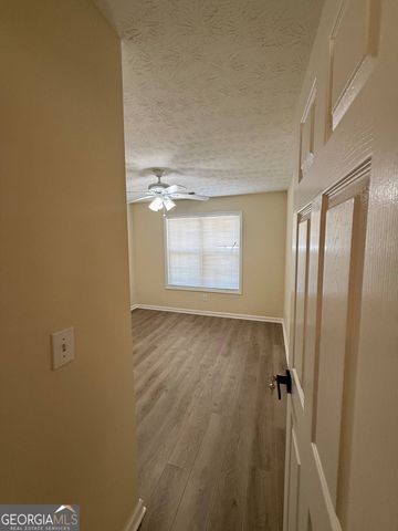 2214 Oakland Farm Drive, Lawrenceville, GA 30044