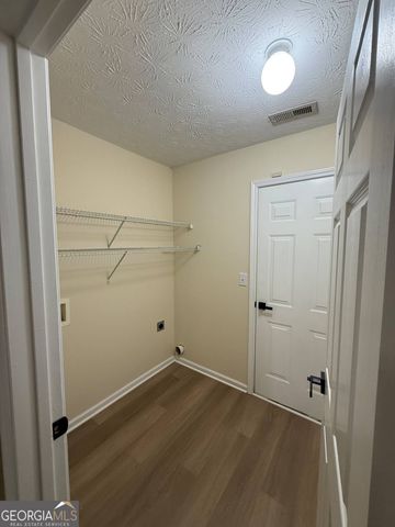 2214 Oakland Farm Drive, Lawrenceville, GA 30044