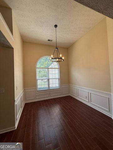 2214 Oakland Farm Drive, Lawrenceville, GA 30044