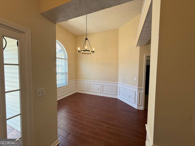2214 Oakland Farm Drive, Lawrenceville, GA 30044