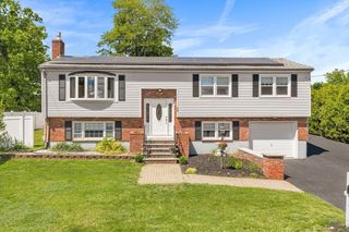 14 Weybossett St, Methuen, MA 01844