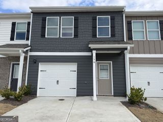 156 Village Green Drive, Adairsville, GA 30103