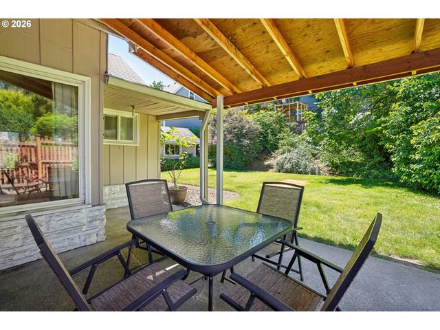 710 11TH St, Oregon City, OR 97045