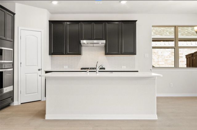 3837 Pennington Avenue, Little Elm, TX 75068