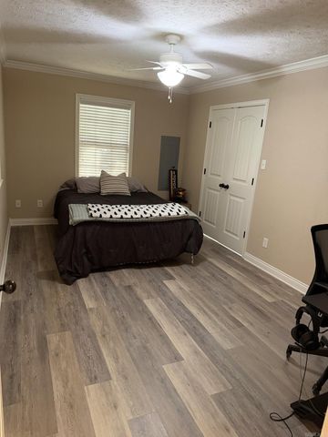 776 Hargrove Rd Road, Texarkana, AR 71854