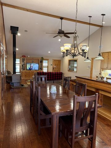 776 Hargrove Rd Road, Texarkana, AR 71854