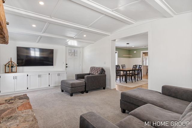 4958 136th Avenue, Manlius Twp, MI 49419