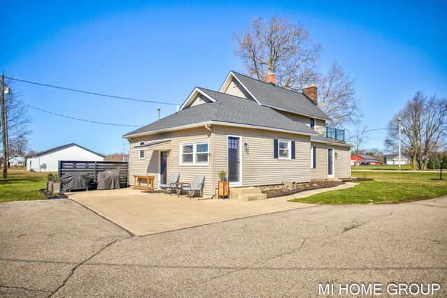 4958 136th Avenue, Manlius Twp, MI 49419
