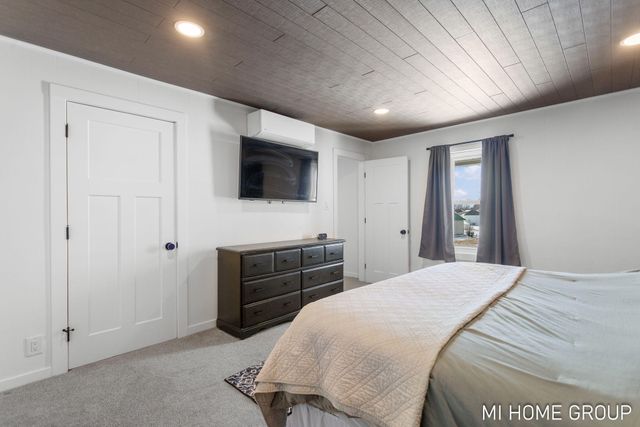 4958 136th Avenue, Manlius Twp, MI 49419