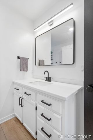 4958 136th Avenue, Manlius Twp, MI 49419