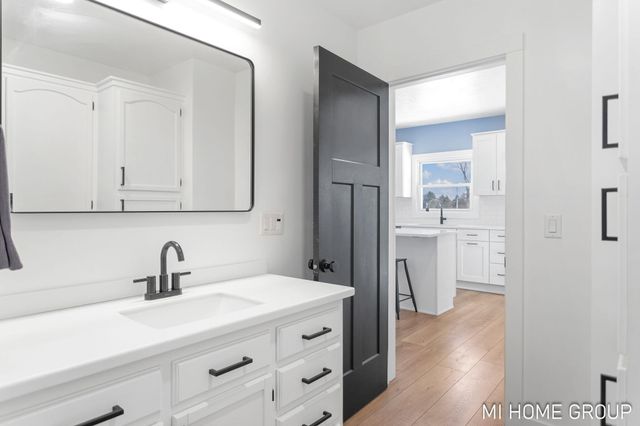 4958 136th Avenue, Manlius Twp, MI 49419