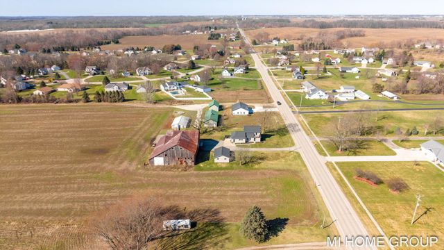 4958 136th Avenue, Manlius Twp, MI 49419