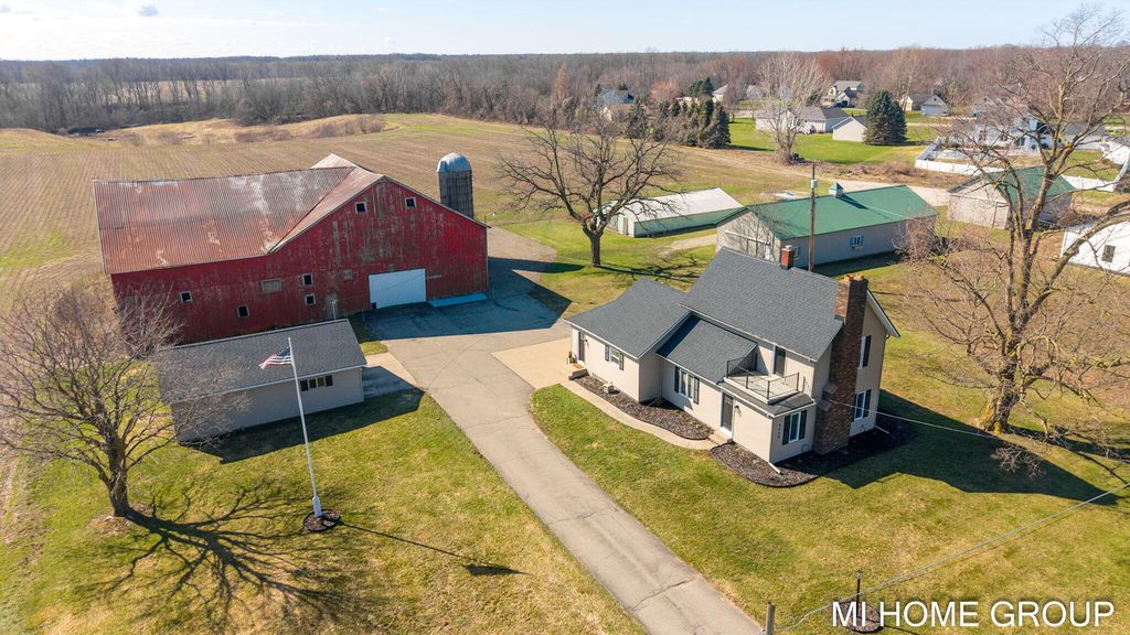 4958 136th Avenue, Manlius Twp, MI 49419